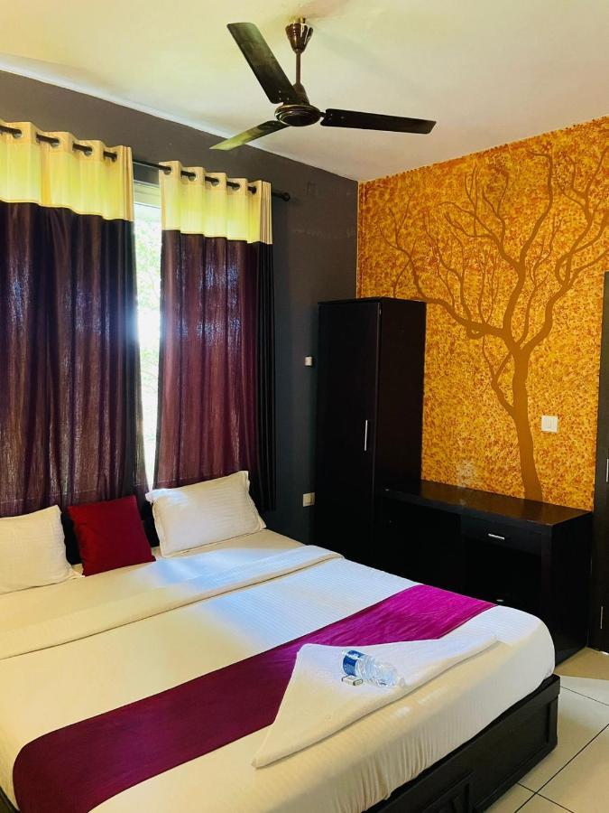Letstay Vythiri Hill Palace Екстериор снимка
