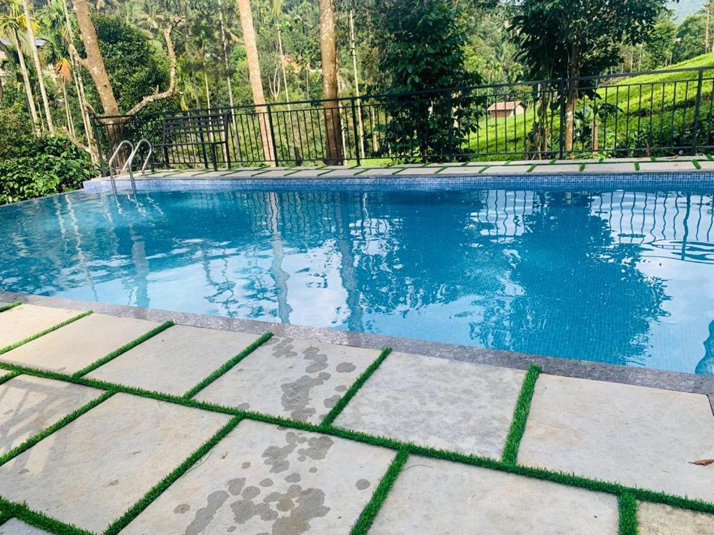 Letstay Vythiri Hill Palace Екстериор снимка
