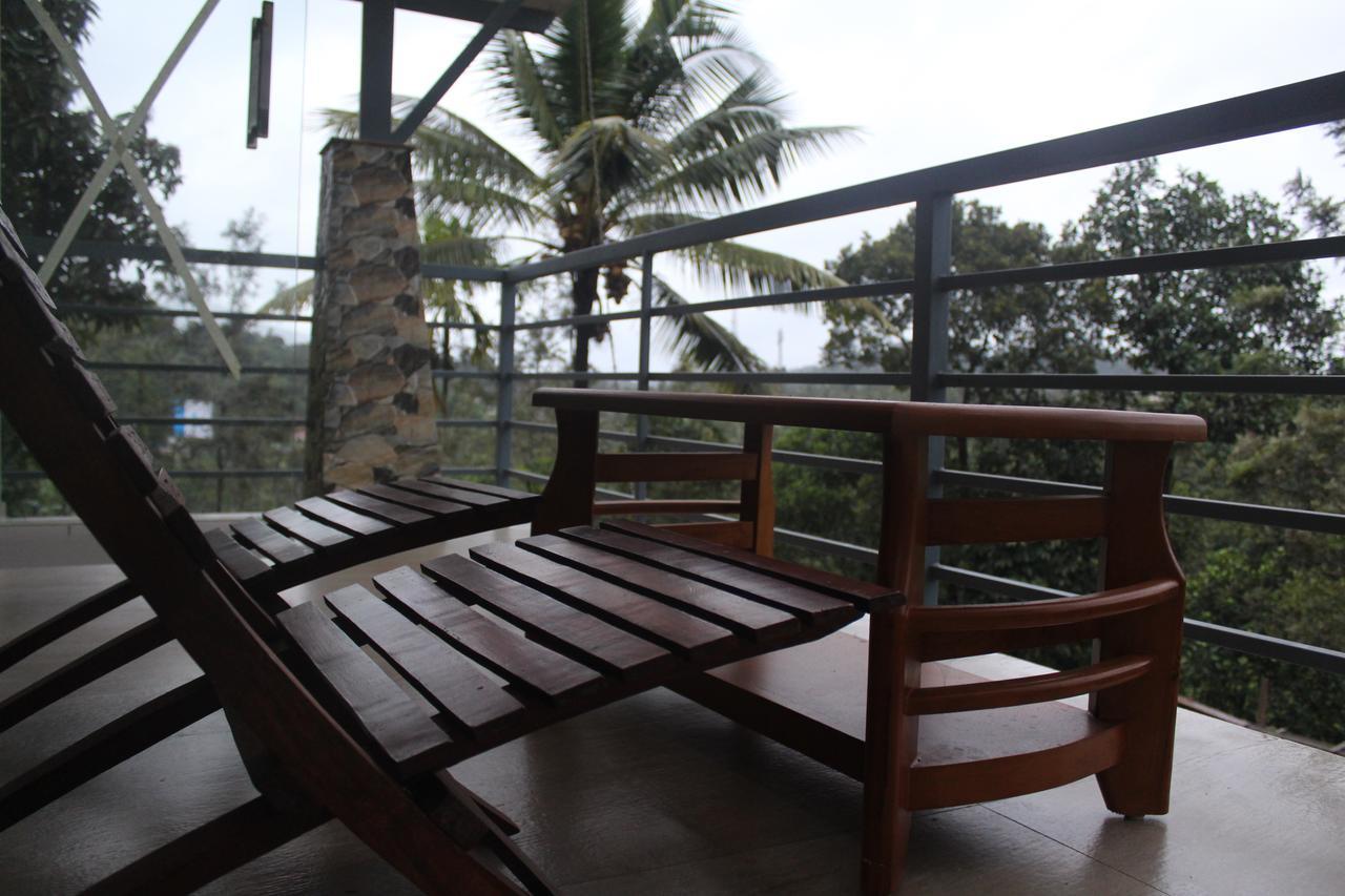Letstay Vythiri Hill Palace Екстериор снимка